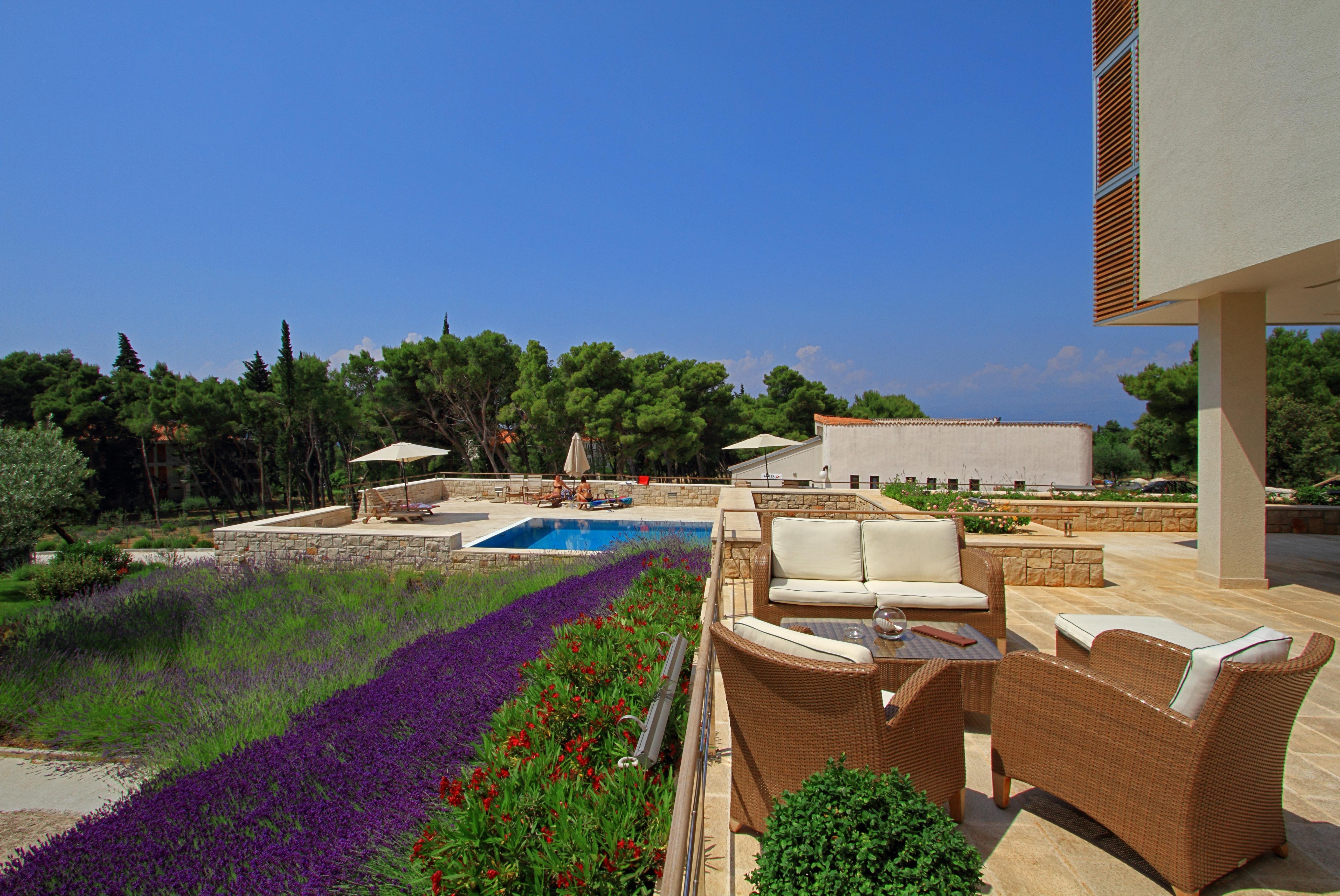 Bluesun Holiday Village Velaris Supetar Dış mekan fotoğraf