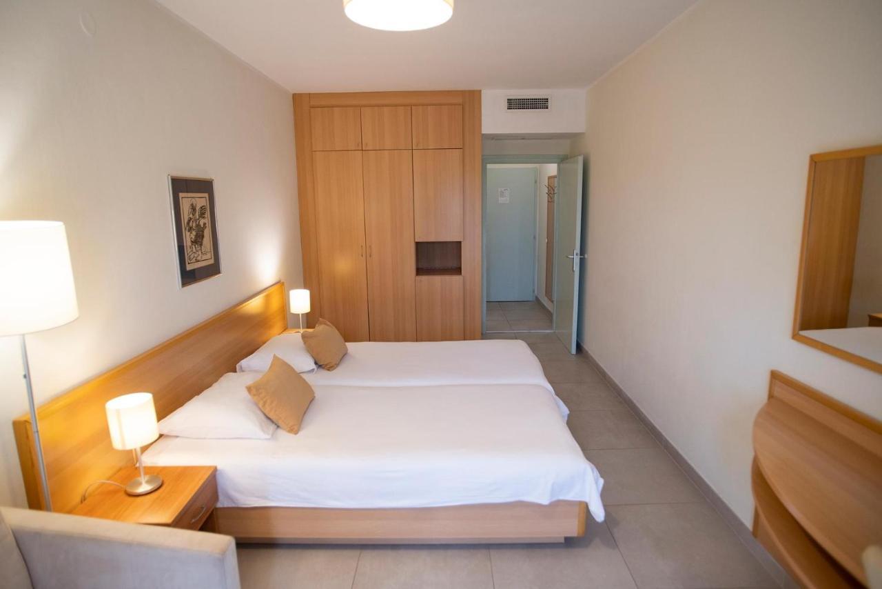 Bluesun Holiday Village Velaris Supetar Dış mekan fotoğraf
