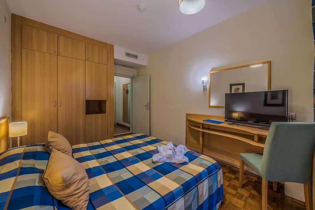 Bluesun Holiday Village Velaris Supetar Oda fotoğraf