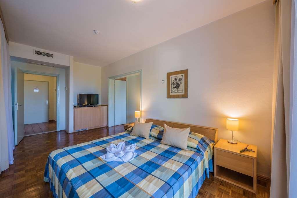 Bluesun Holiday Village Velaris Supetar Oda fotoğraf