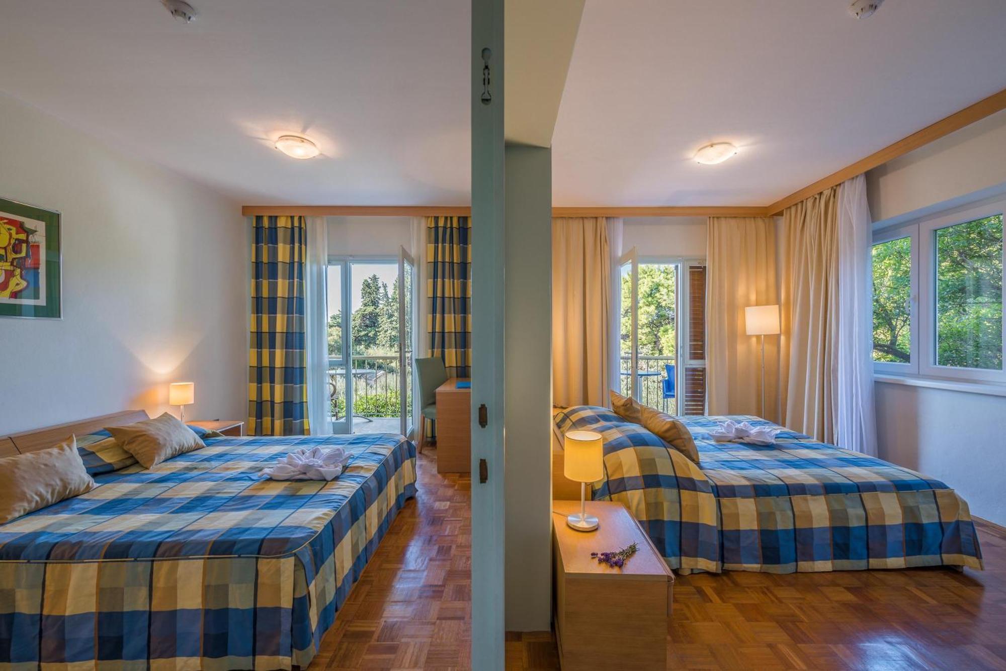 Bluesun Holiday Village Velaris Supetar Dış mekan fotoğraf