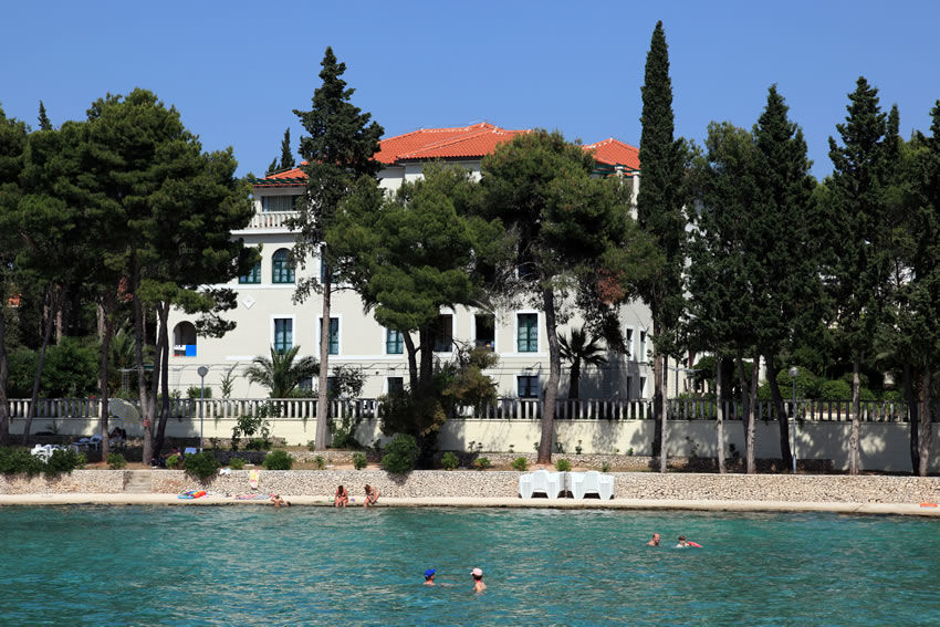 Bluesun Holiday Village Velaris Supetar Dış mekan fotoğraf