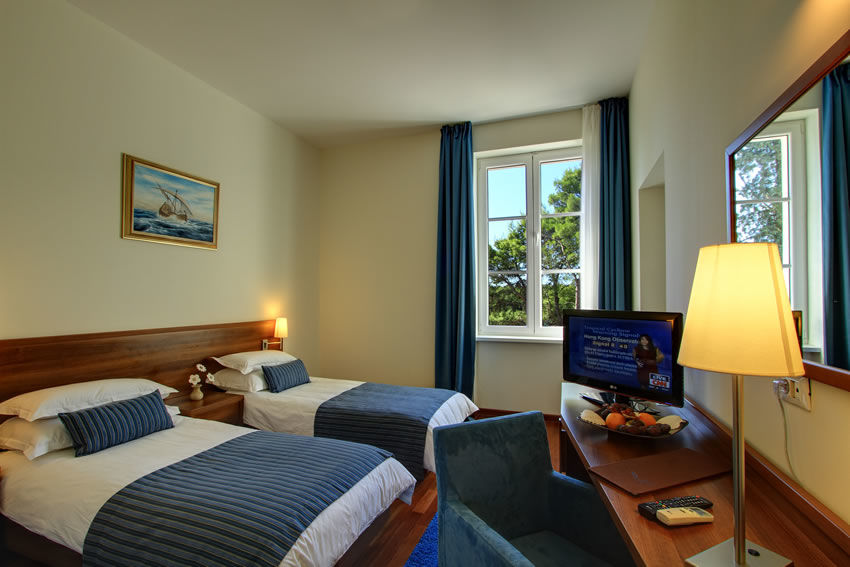 Bluesun Holiday Village Velaris Supetar Dış mekan fotoğraf